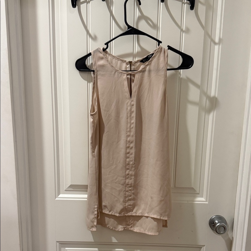 Express Light Pink Sleeveless Blouse